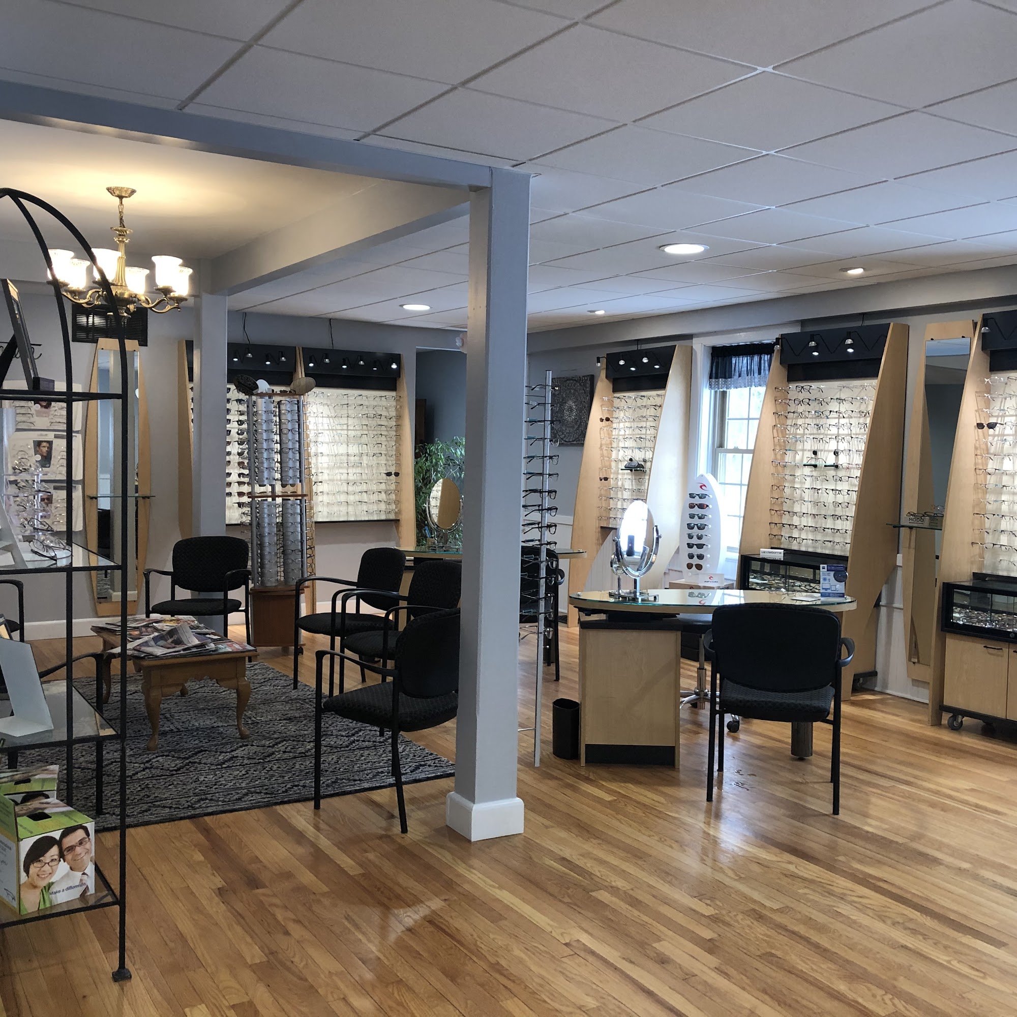 Aidone EyeCare 3630 NY-145, Cobleskill New York 12043