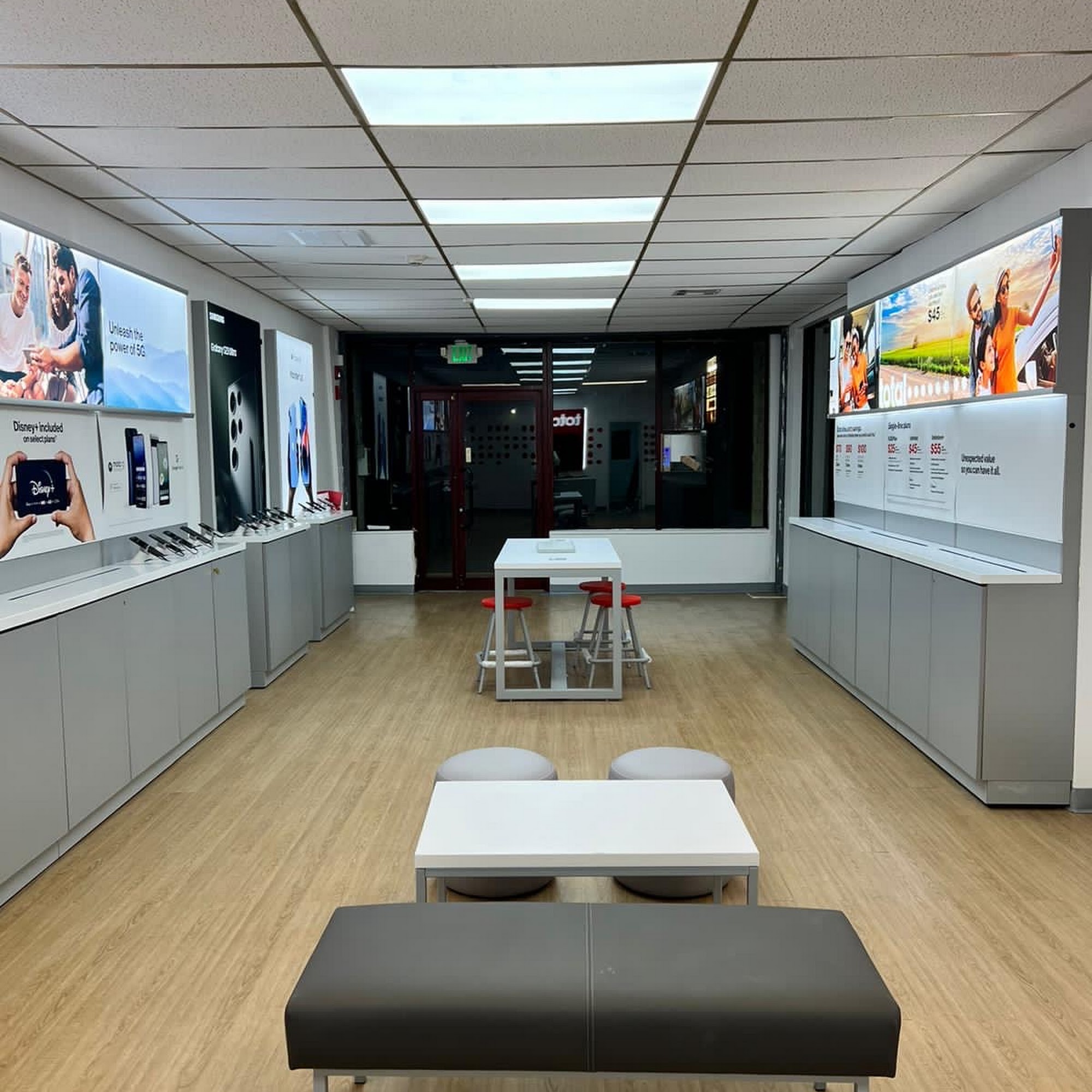 Total Wireless Coram