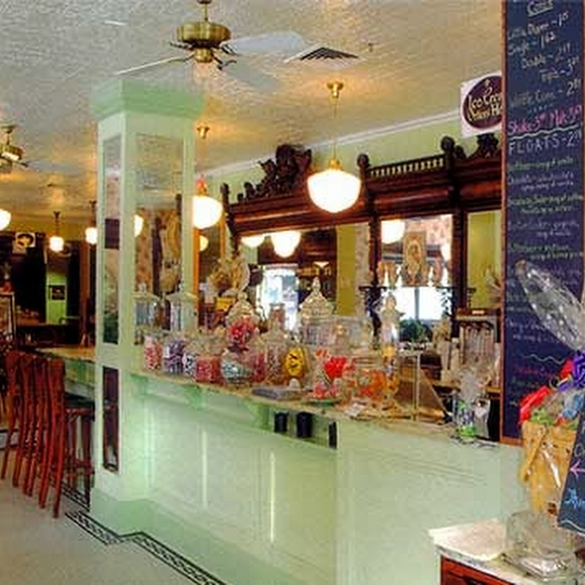 Old World Cafe & Ice Cream Corning