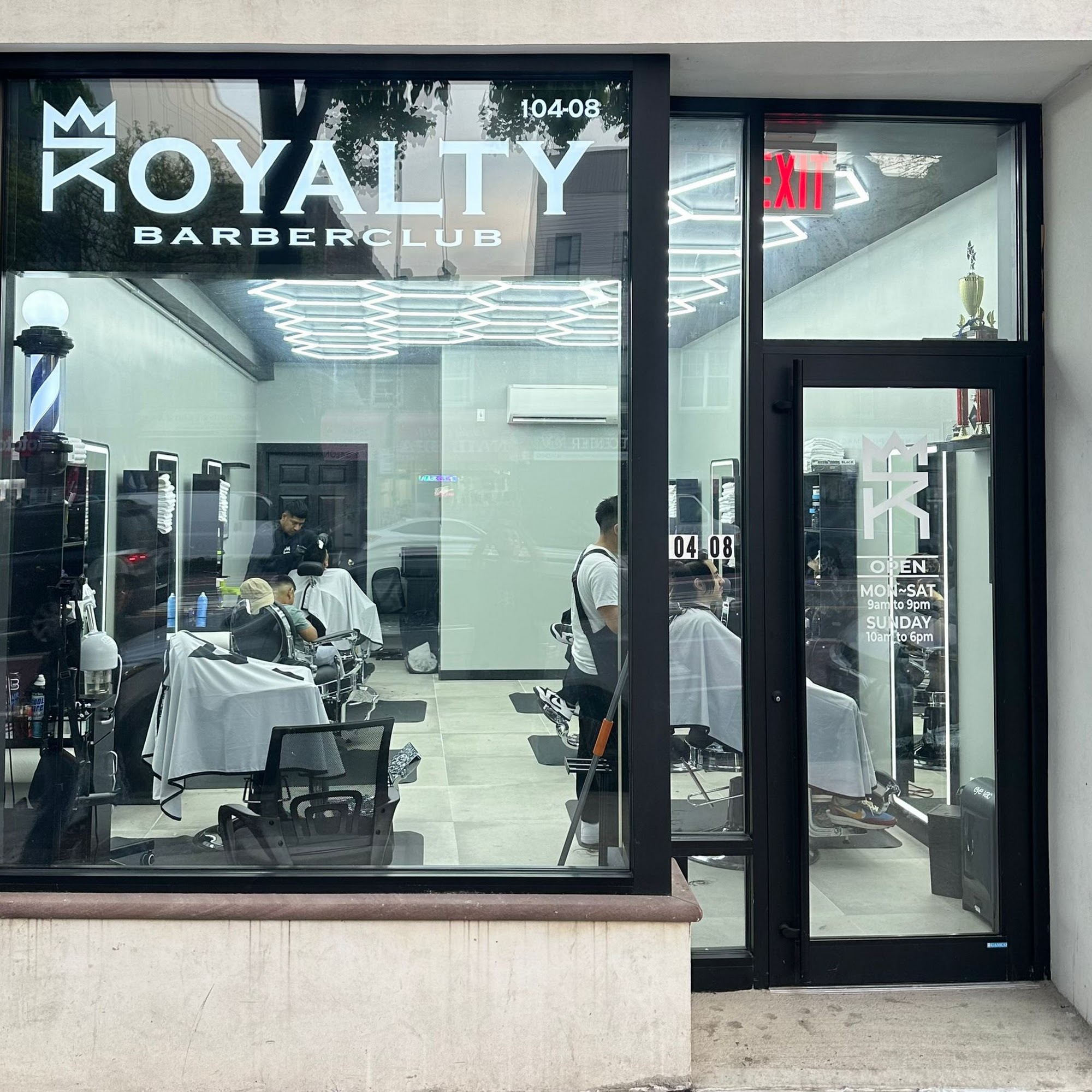 ROYALTY BARBER CLUB 104-08 Northern Blvd, Corona New York 11368