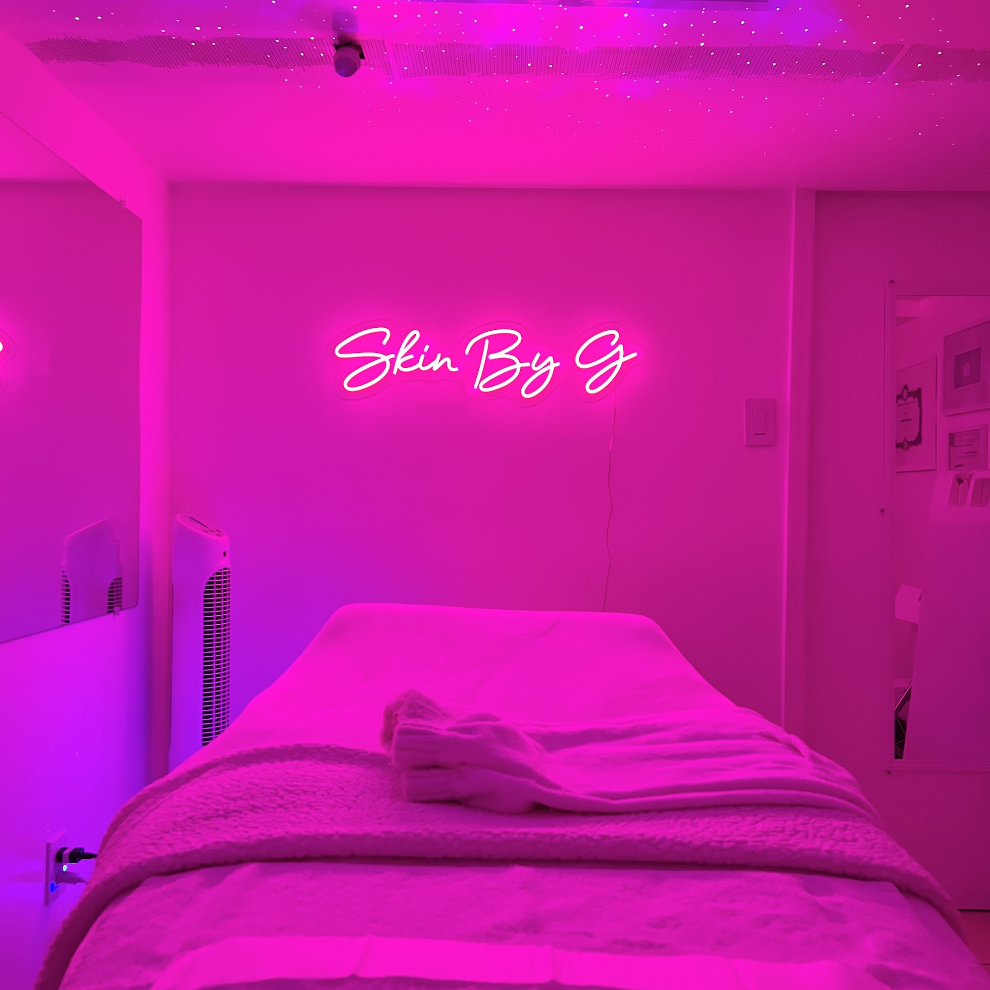 Skin By G 104-25 Roosevelt Ave, Corona New York 11368