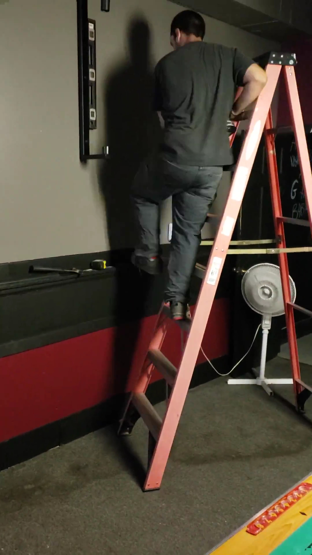 Hammerheads Tavern Inc Menu