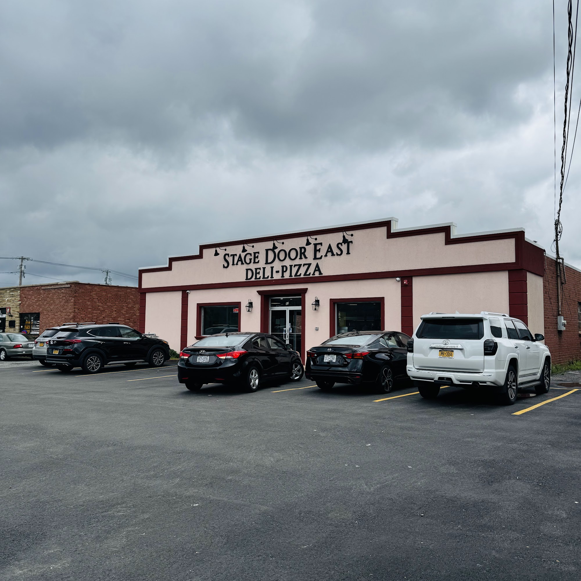 Stage Door East Deli and Pizza Farmingdale