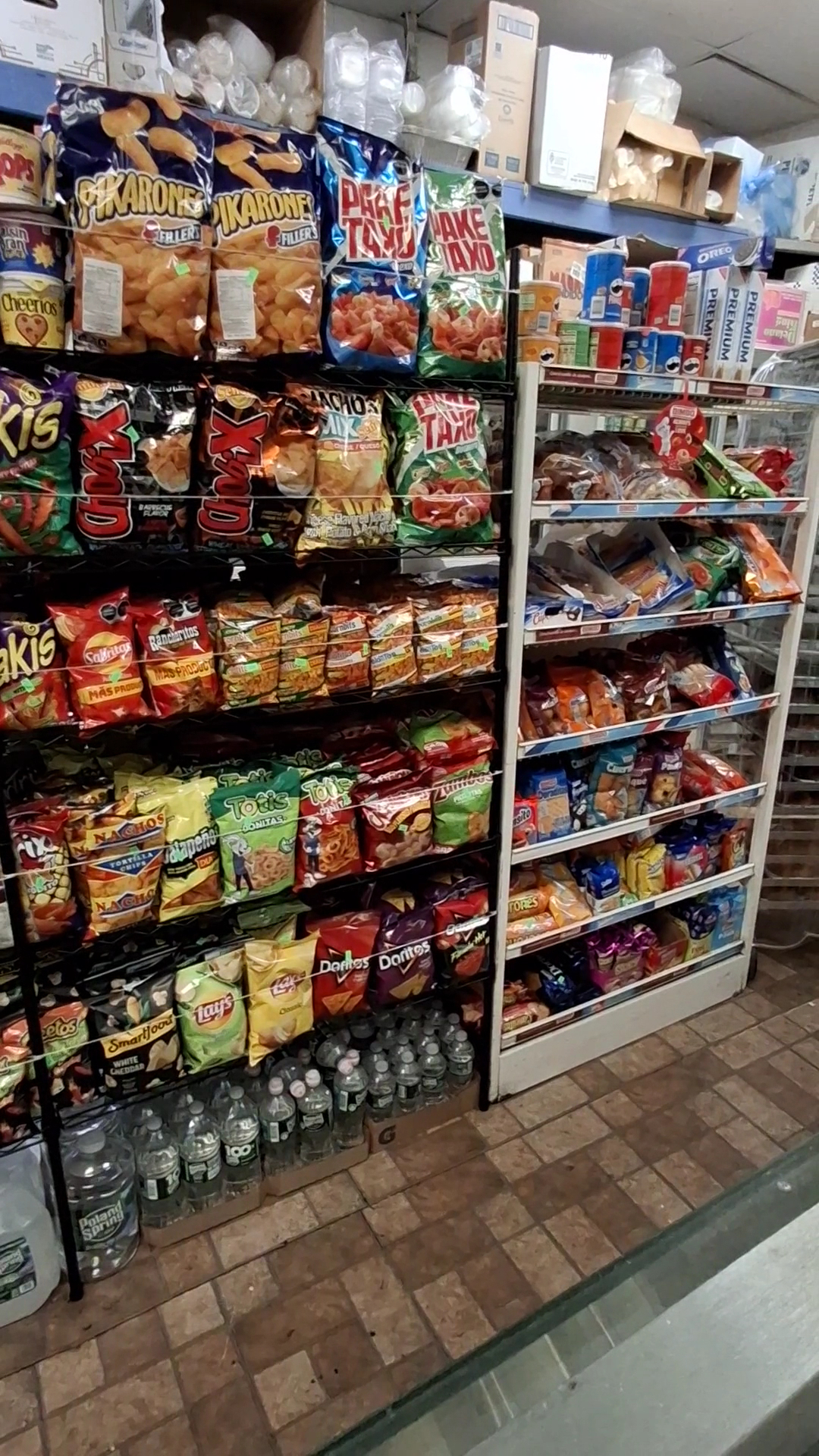 Flor's Deli & Grocery Flushing