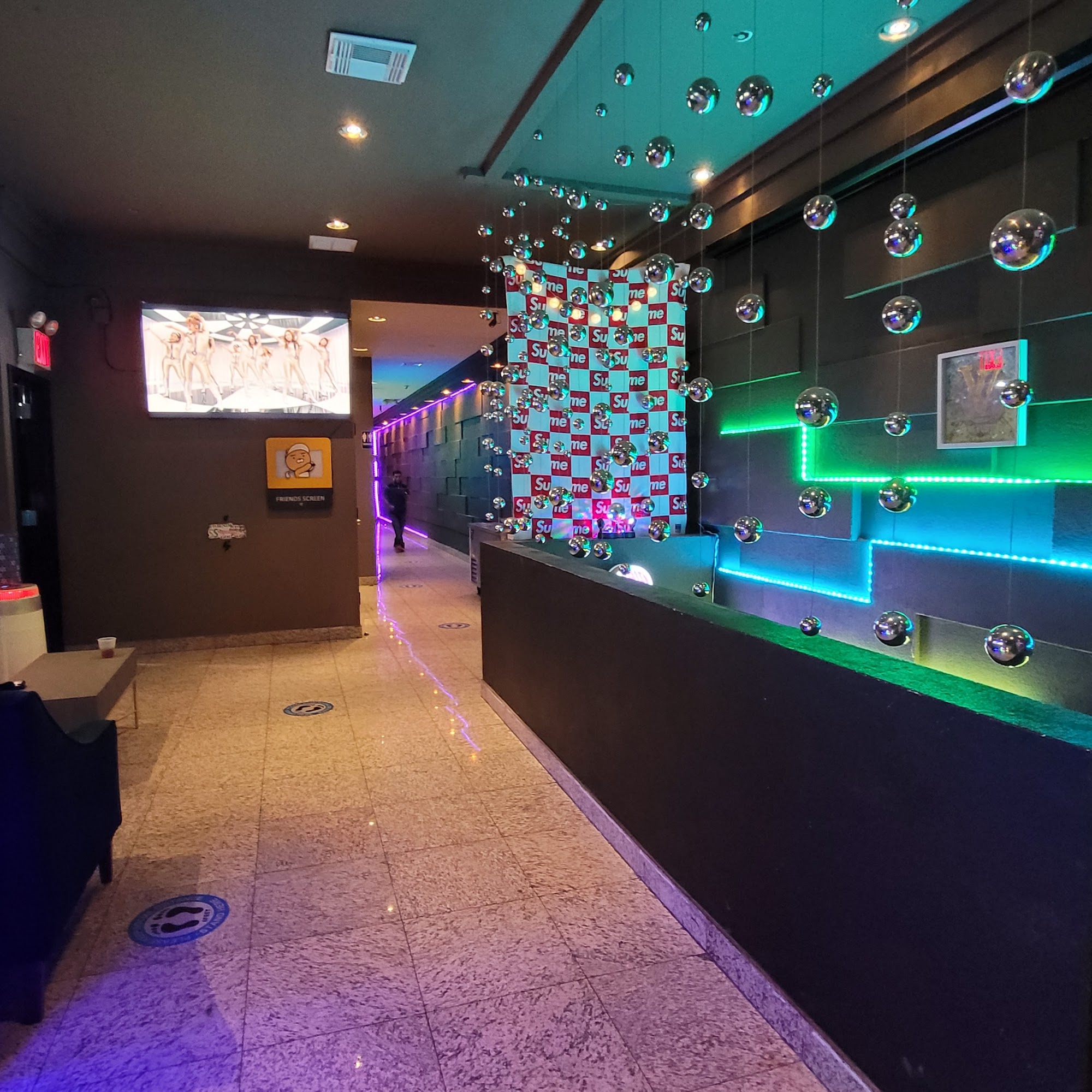 Noblesse Karaoke Flushing