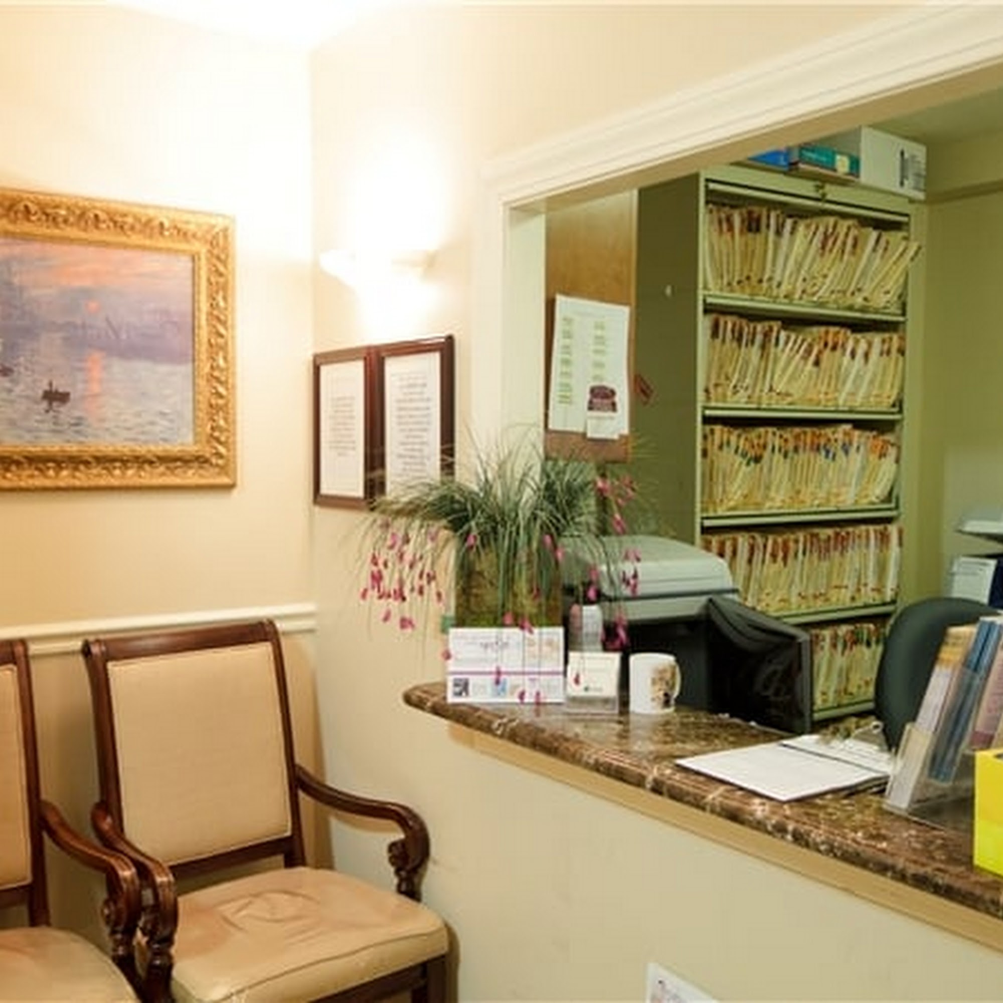 Advanced Eyecare & Aesthetics Center: Dr. Alina K Stanciu MediFace Spa 70-25 Yellowstone Blvd, Forest Hills New York 11375