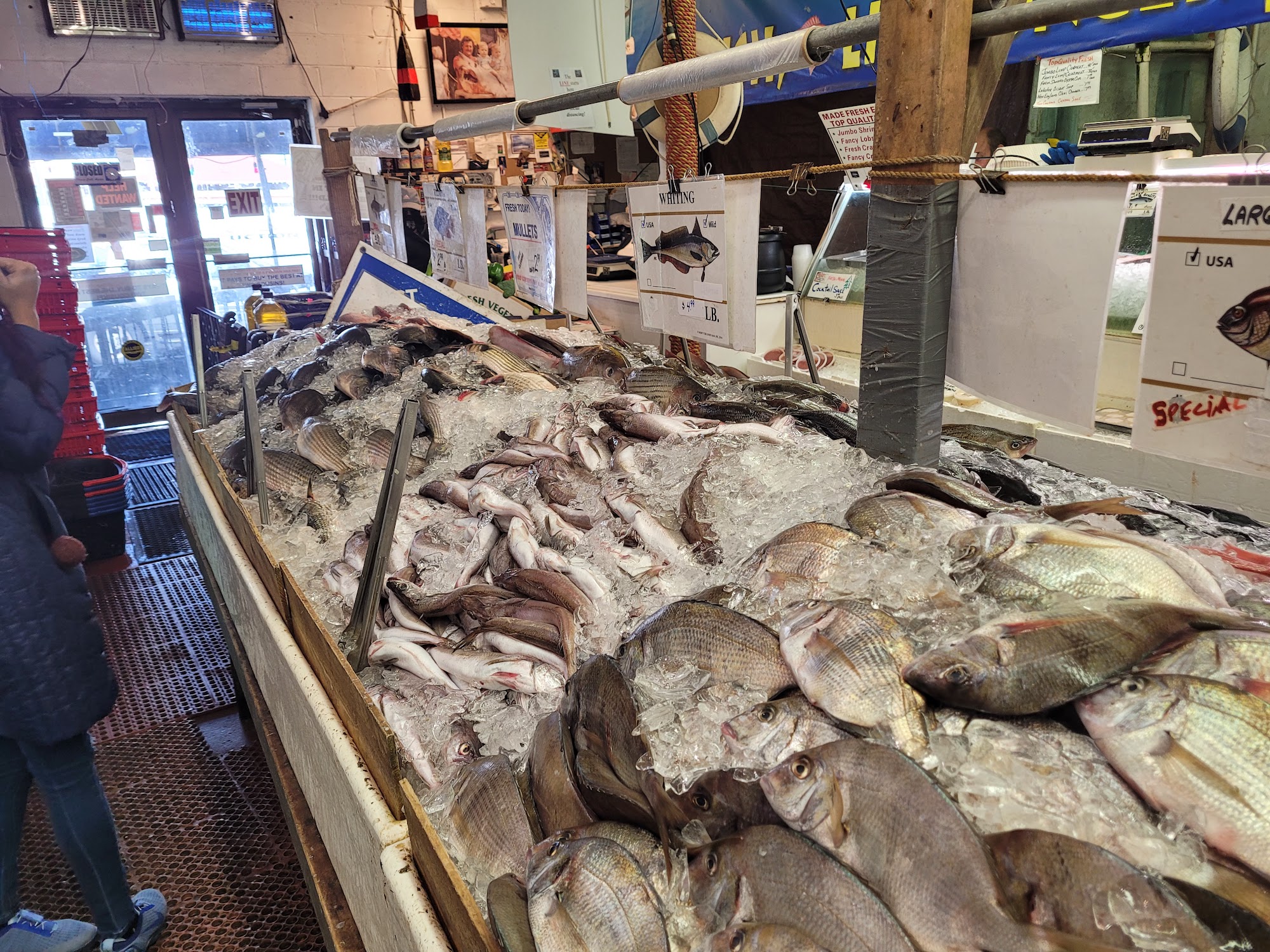 Two Cousins Fish Market Inc [Retail Location] Menu