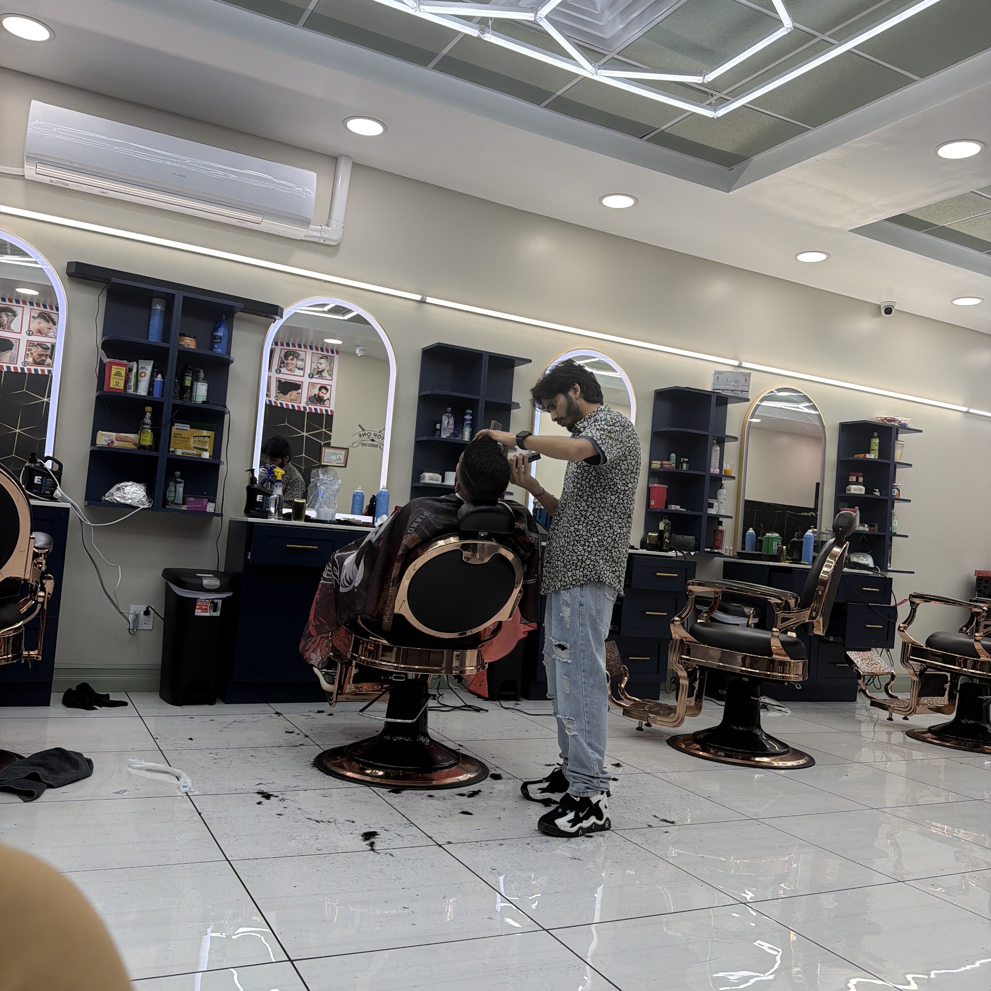 Top One Barbershop 1