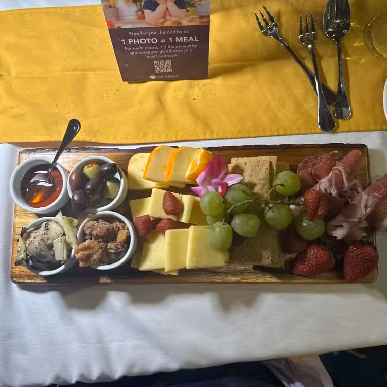 Photo credit: opentable
