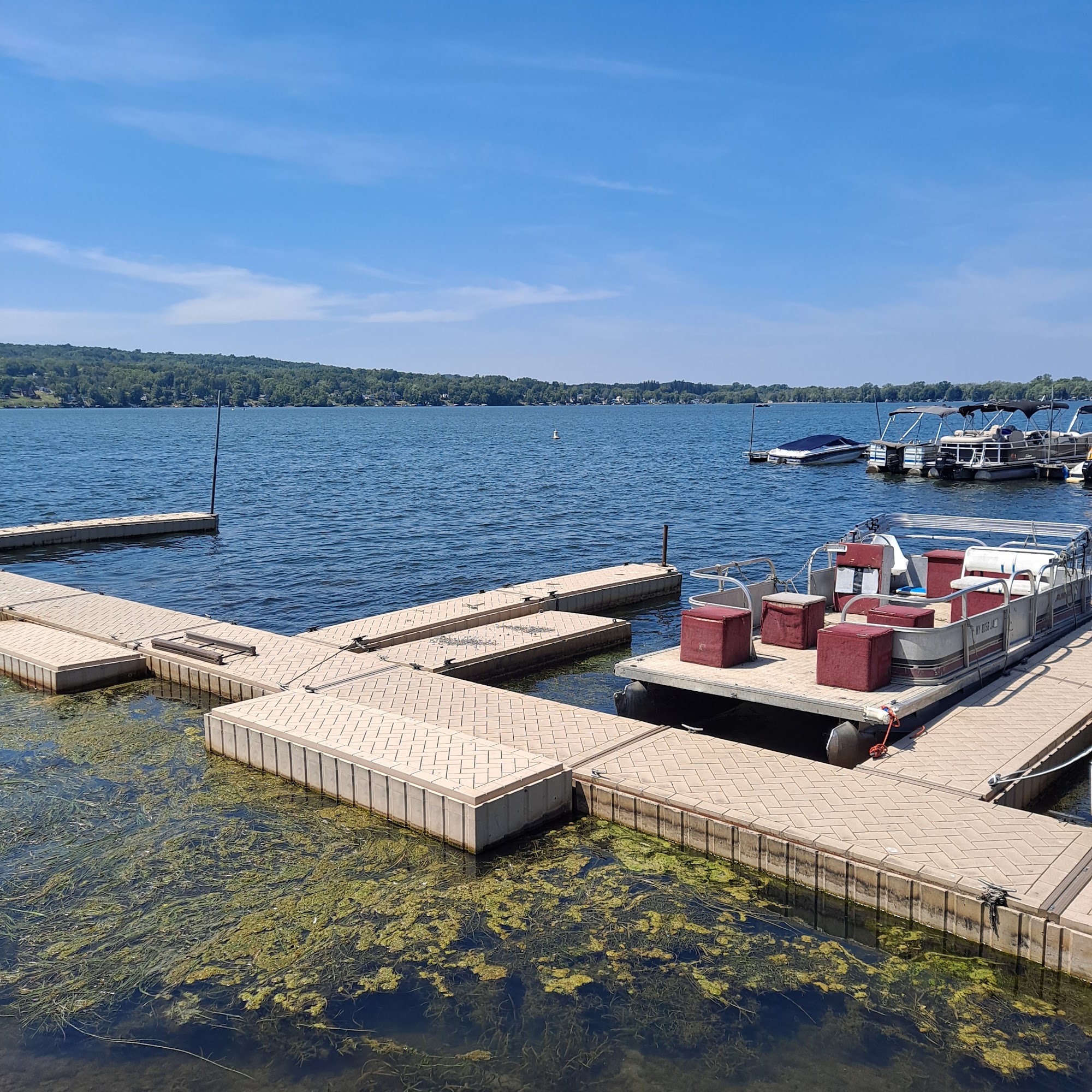 Twisted Rail Brewing Honeoye Honeoye