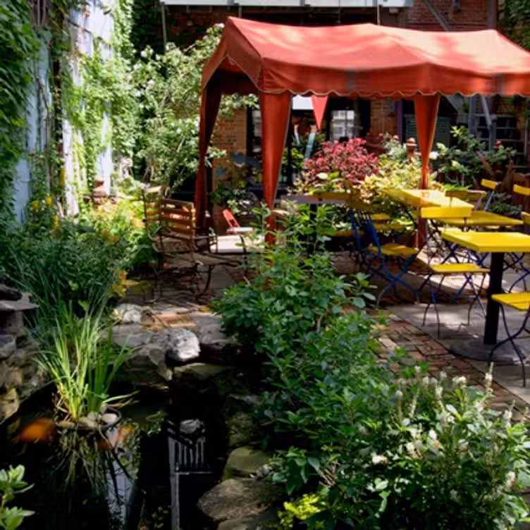 Photo credit: opentable