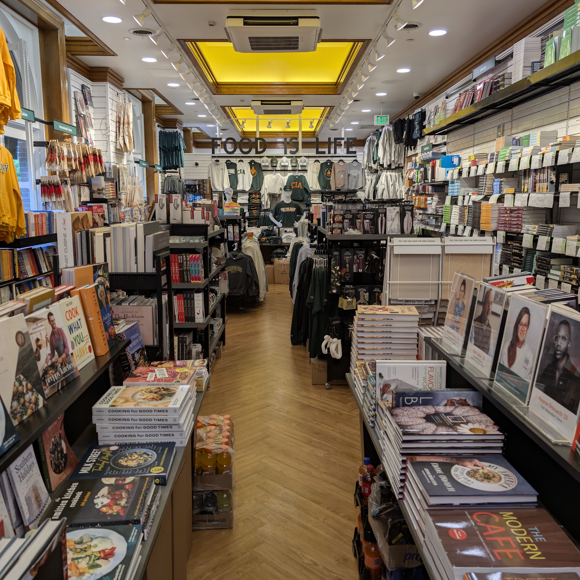 Craig Claiborne Bookstore Hyde Park