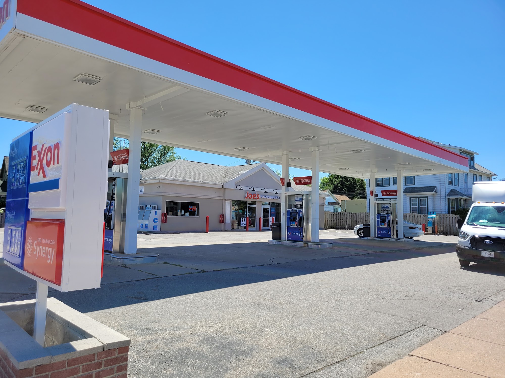 Joe's Kwik Marts Kenmore