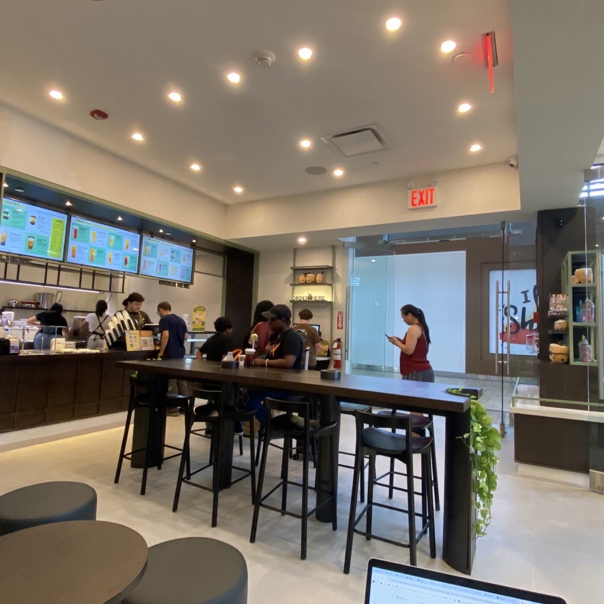 Black Pearl Bubble Tea (Smith Haven)