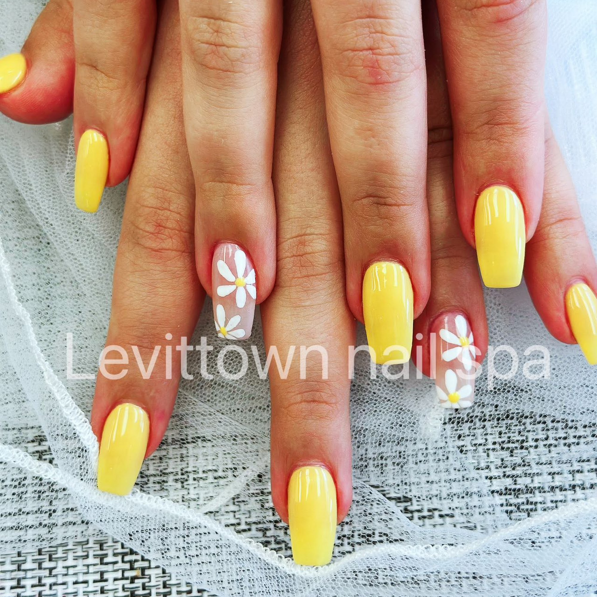 Levittown Nail Spa 15 Emerson Ave, Levittown New York 11756