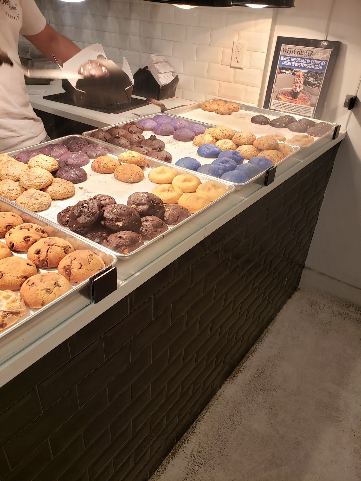 Milk N Cookies - Cookie Café & Cereal Bar Mamaroneck