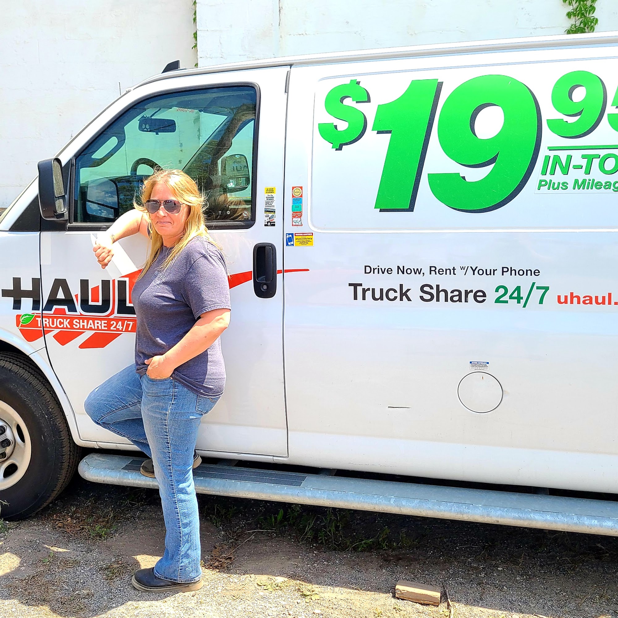 U-Haul Neighborhood Dealer Manorville