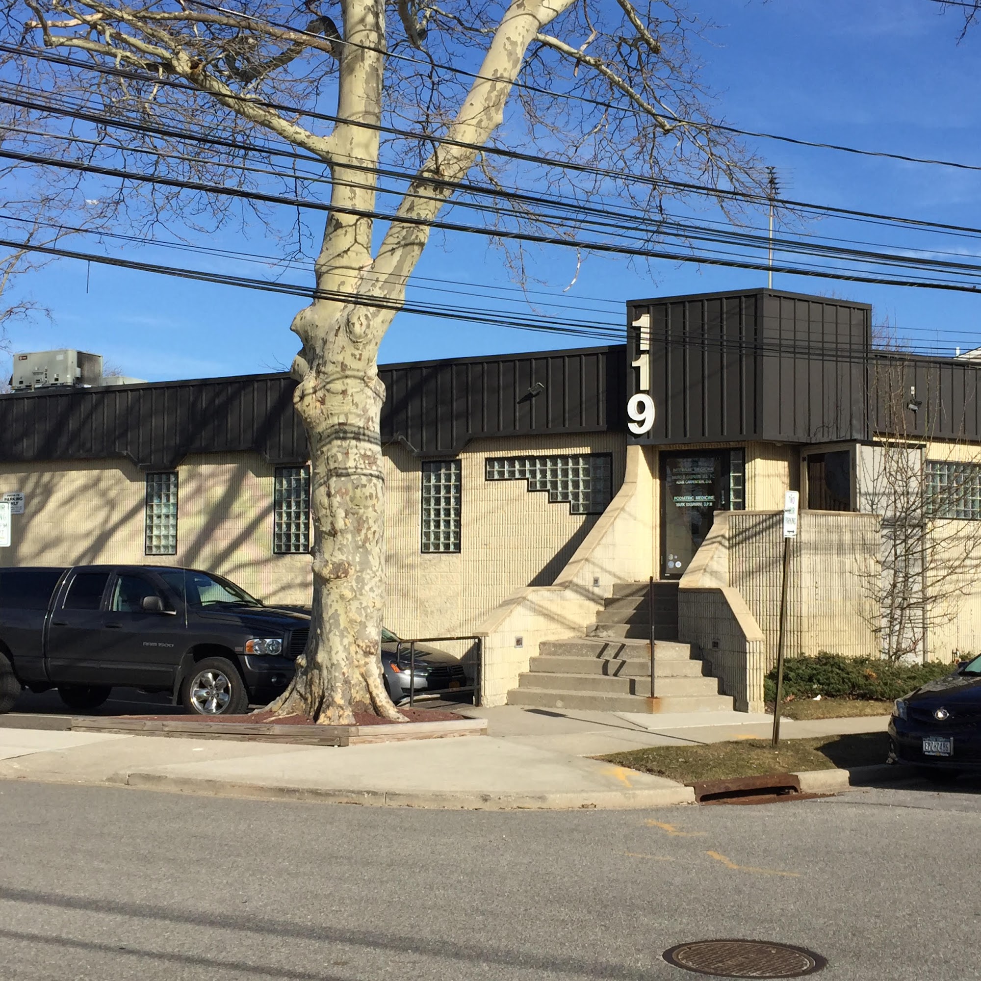 Foot Specialists of Long Island 119 New York Ave, Massapequa New York 11758