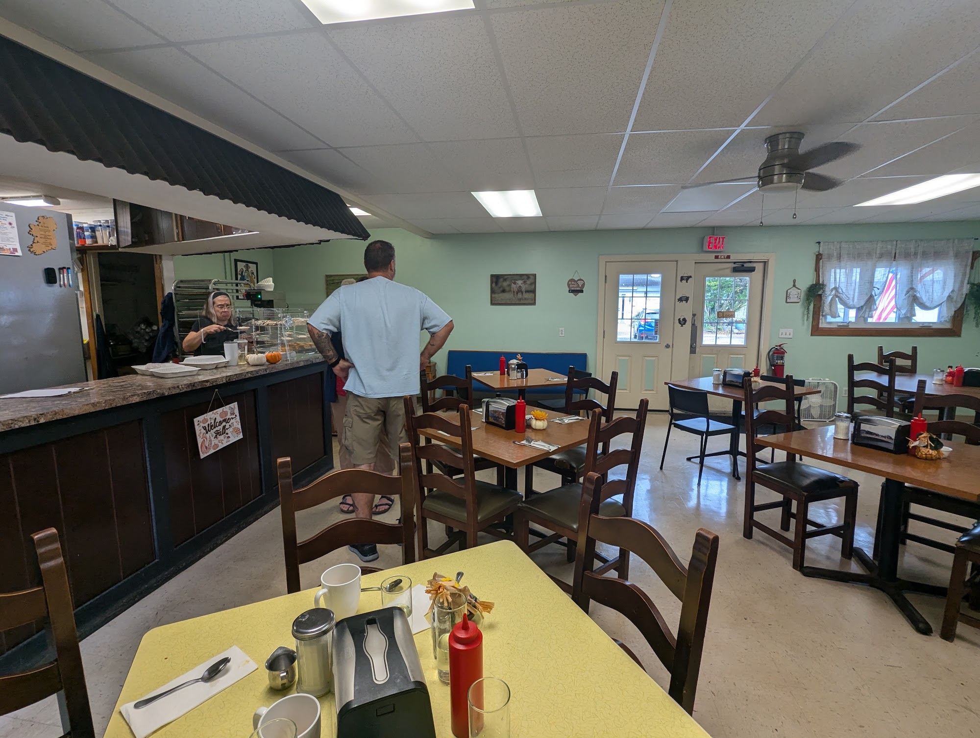 Caifé Erin 1350 Pittsford Mendon Rd, Mendon, NY 14506