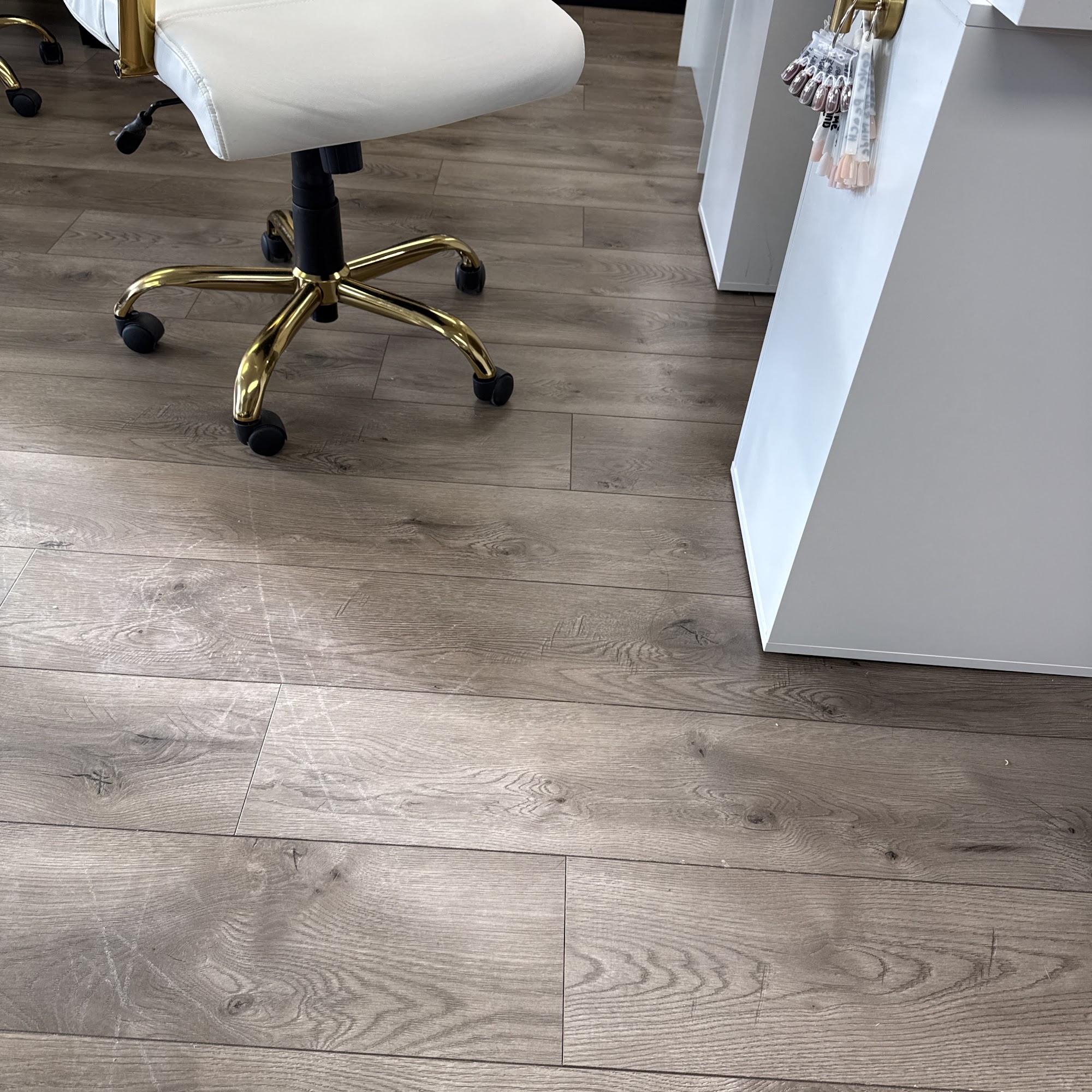 Glamorous Beauty Studio 989 Jerusalem Ave, Merrick New York 11566