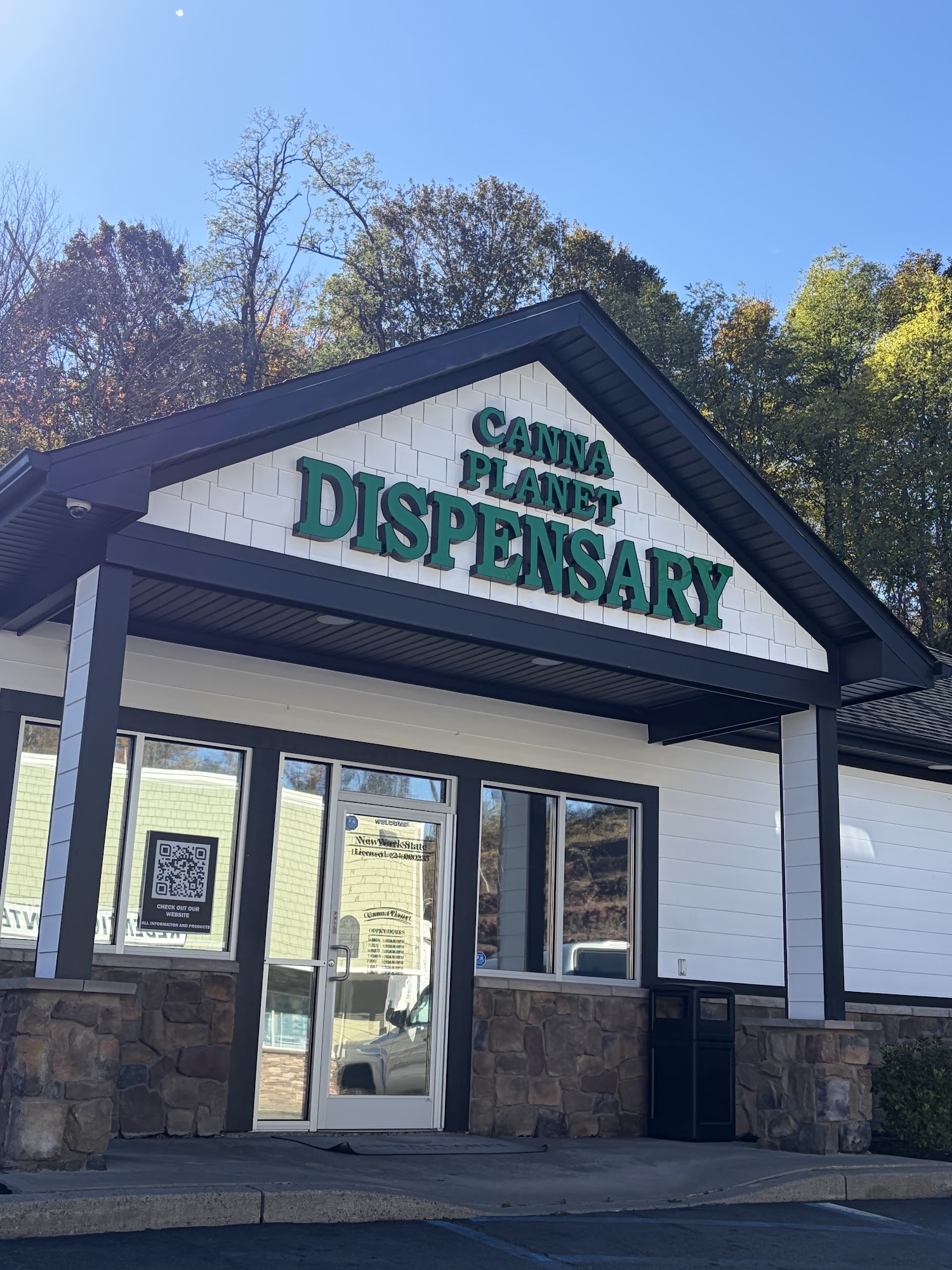 Canna Planet Monticello Monticello