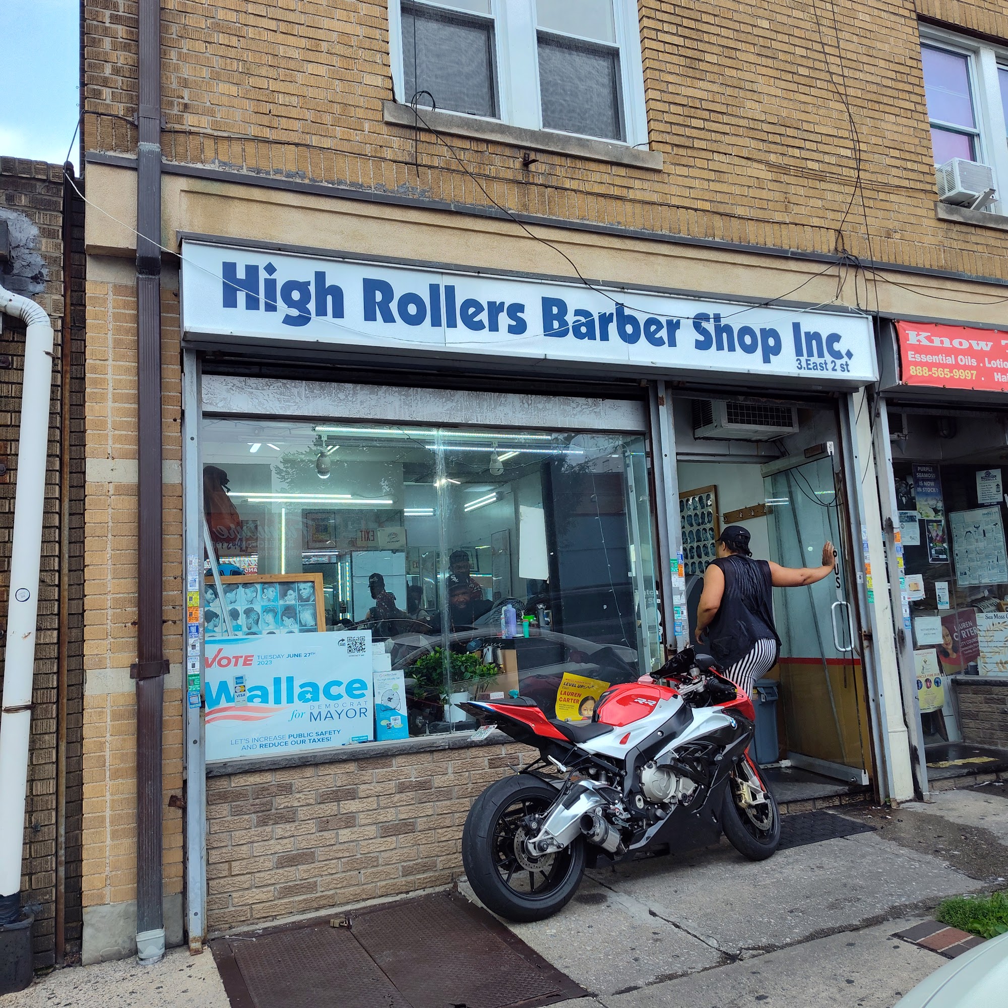 High Rollers Barber Shop Inc. E 2nd St, Mt Vernon New York 10550