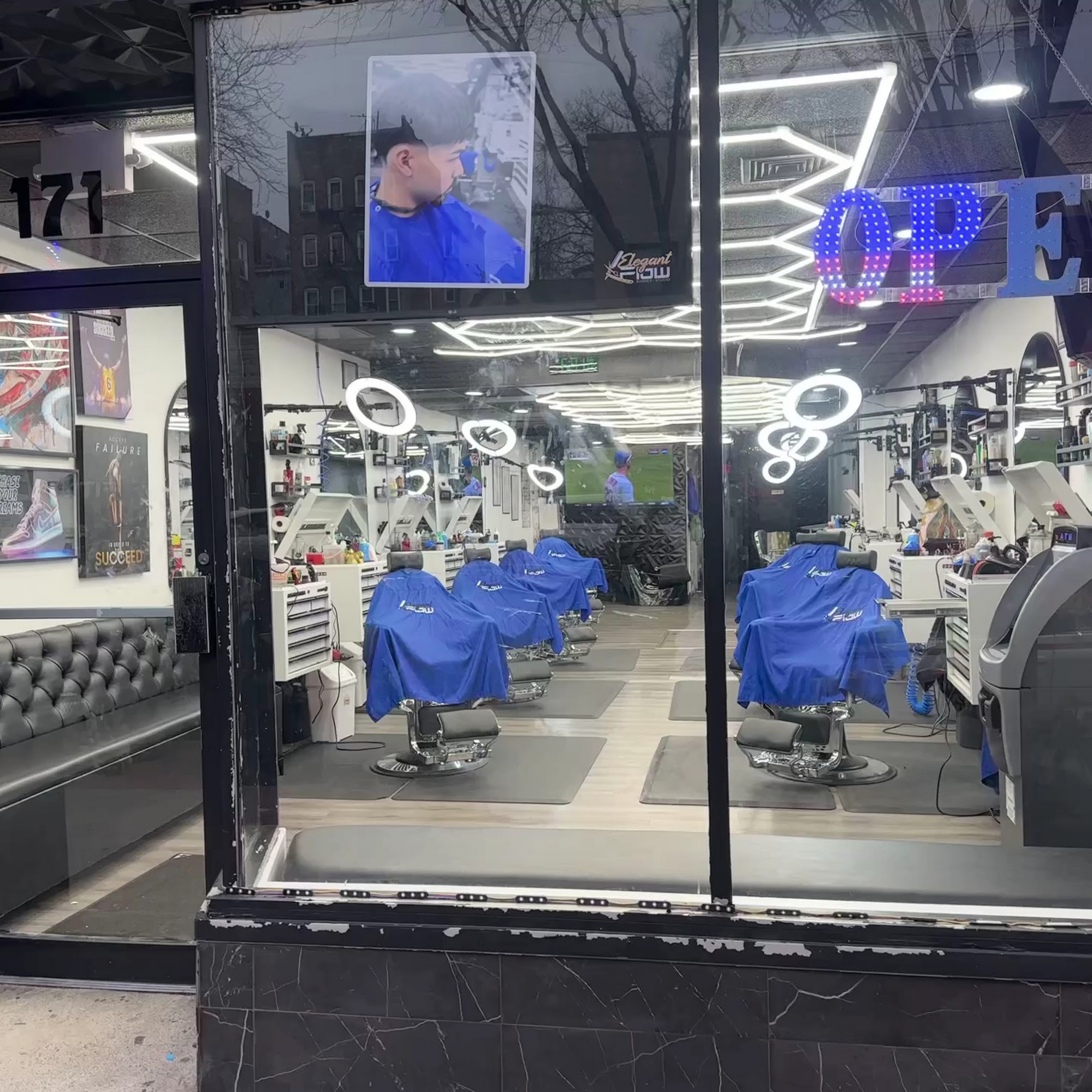 Elegant Flow Barber.Studio