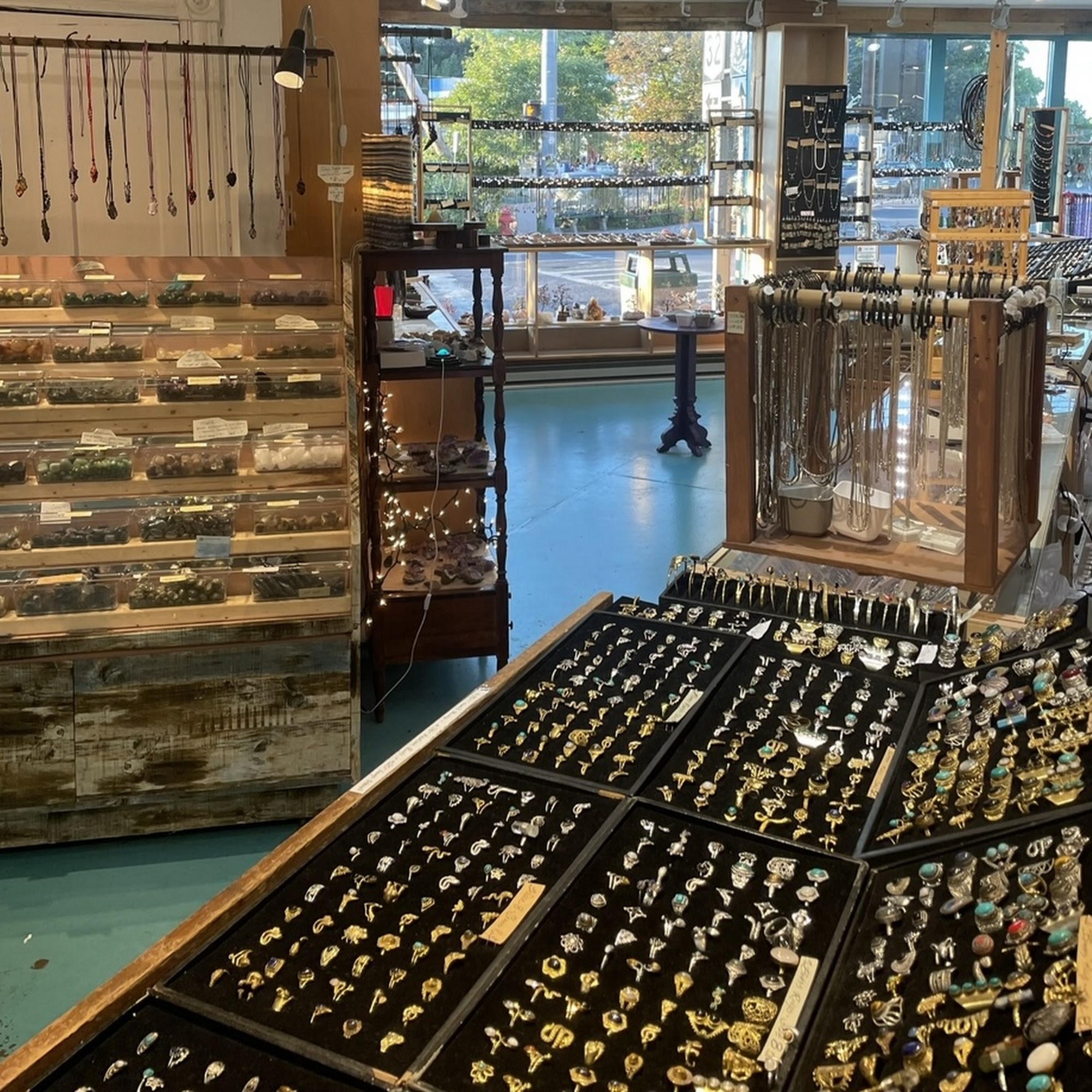 Dancing Hands Jewelry New Paltz