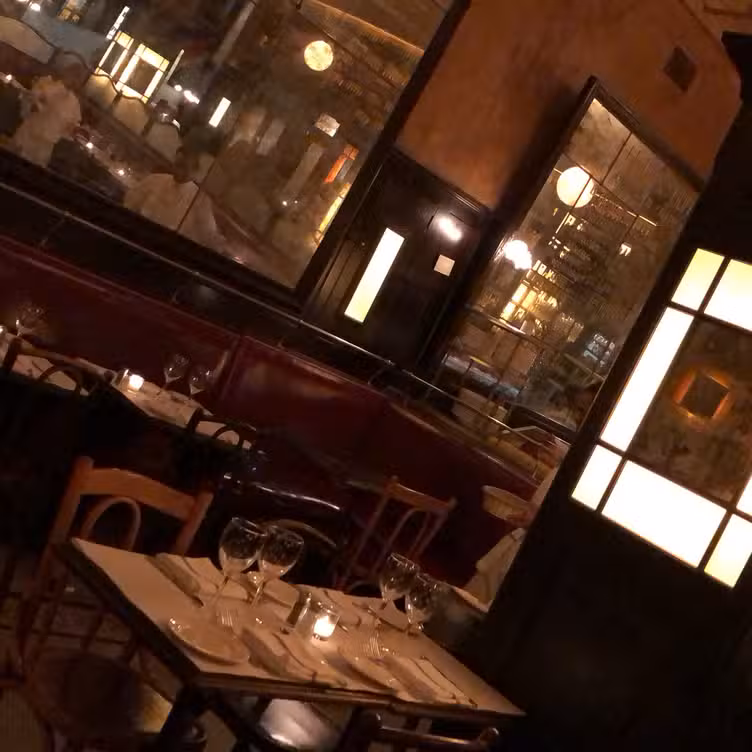 Photo credit: opentable