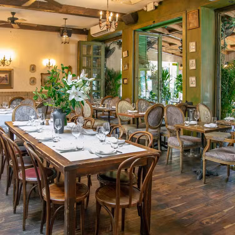 Photo credit: opentable