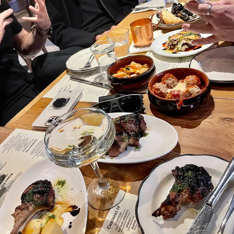 Photo credit: opentable