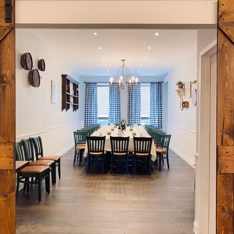 Photo credit: opentable