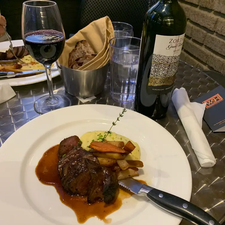 Photo credit: opentable