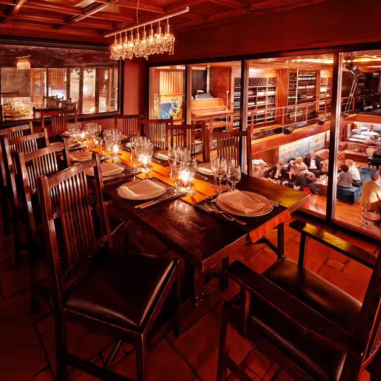 Photo credit: opentable