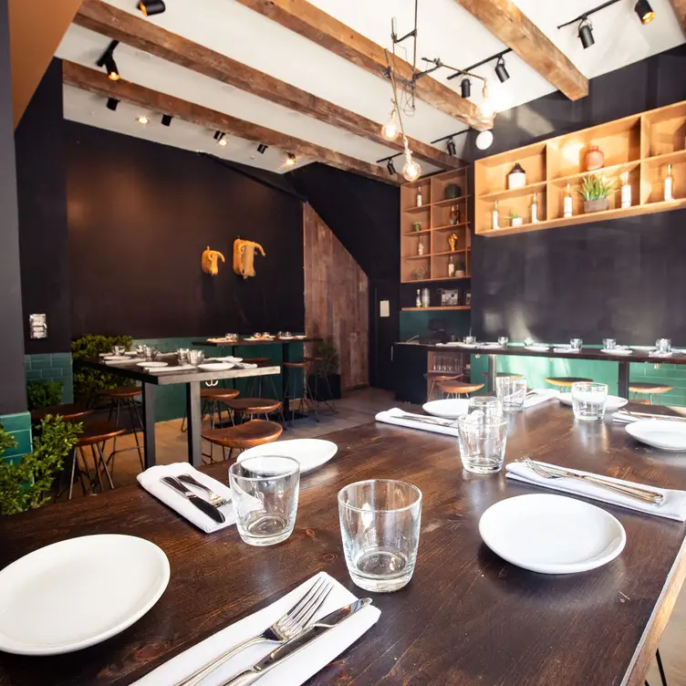 Photo credit: opentable