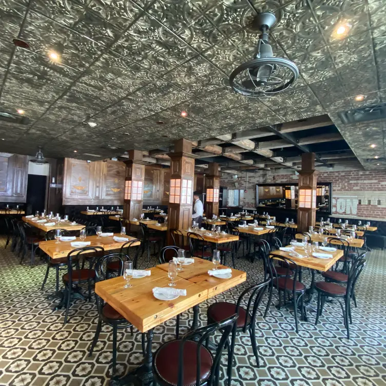 Photo credit: opentable