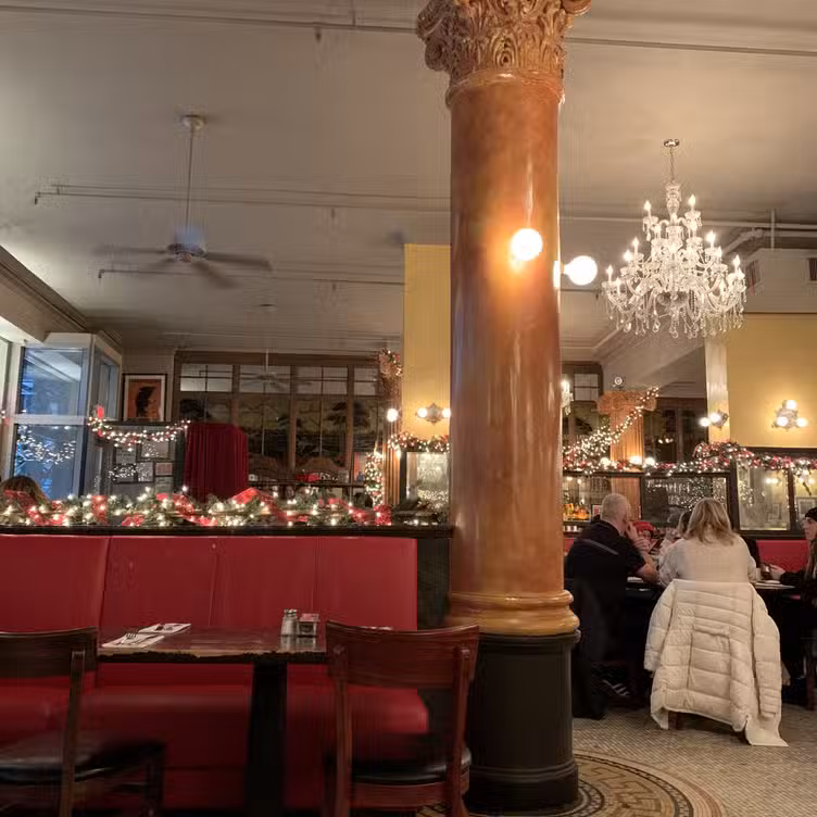 Photo credit: opentable