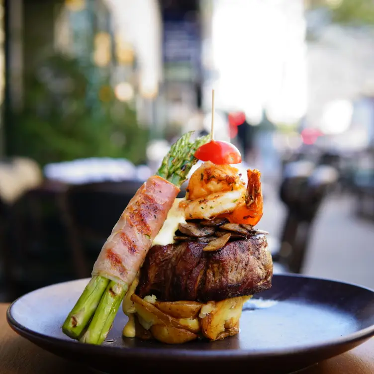 Photo credit: opentable