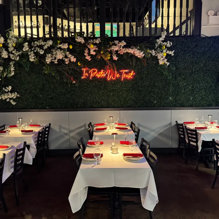 Photo credit: opentable