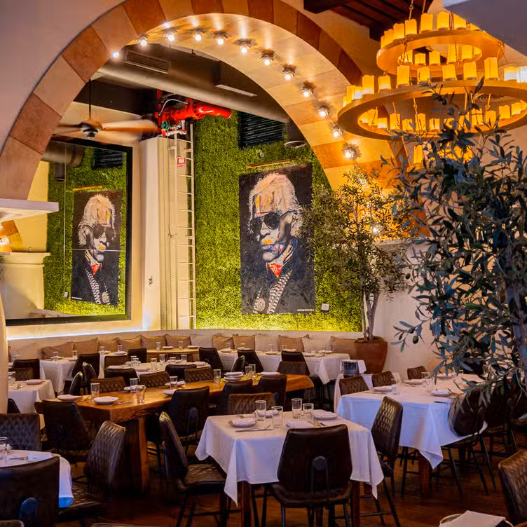 Photo credit: opentable