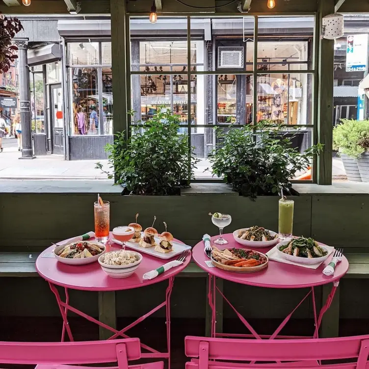 Photo credit: opentable