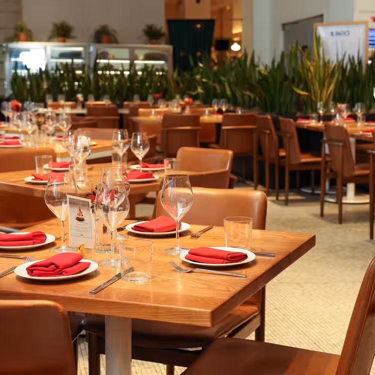 Photo credit: opentable