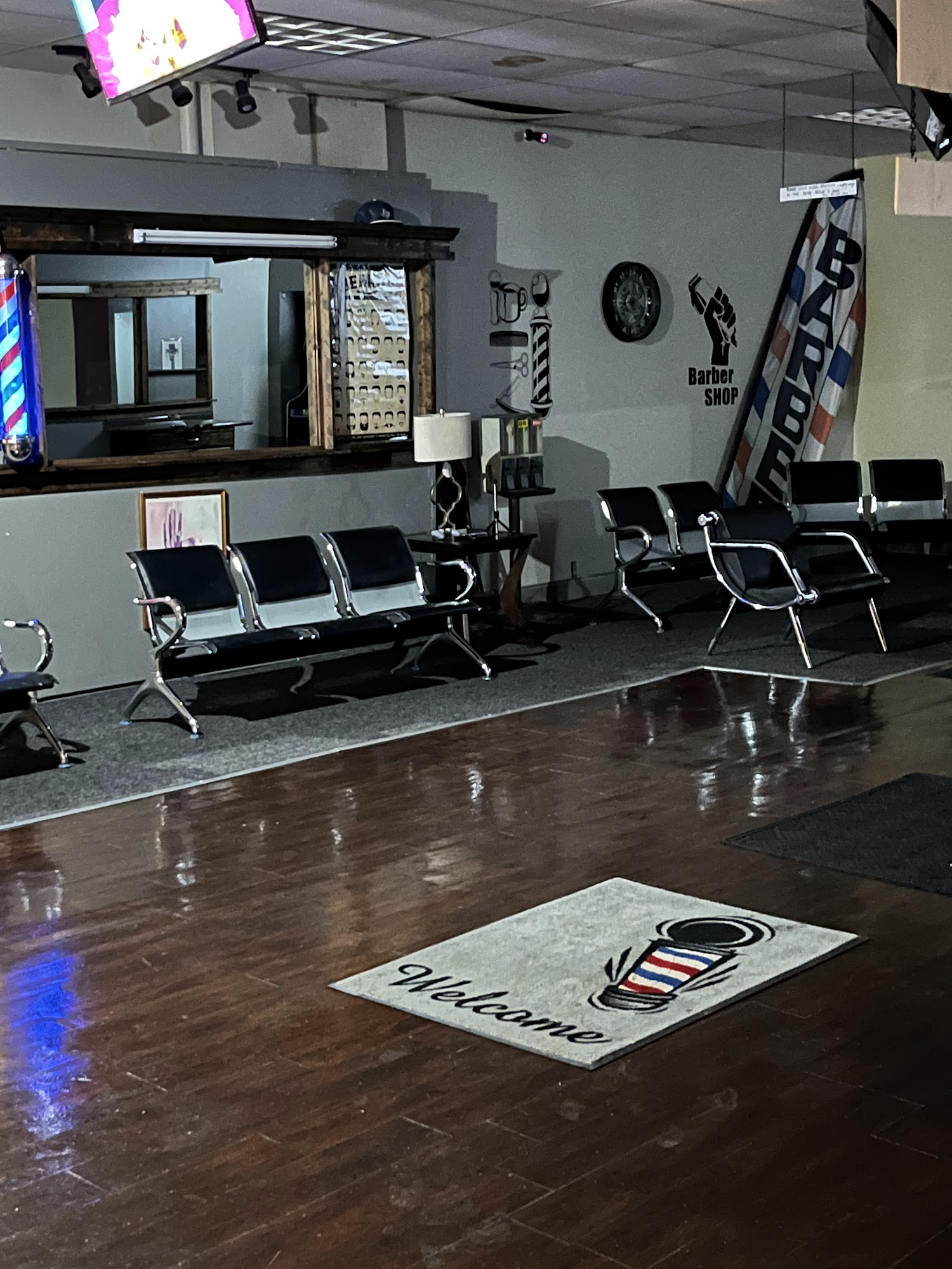 Floss Fly Cuts 1601 Pine Ave, Niagara Falls New York 14301