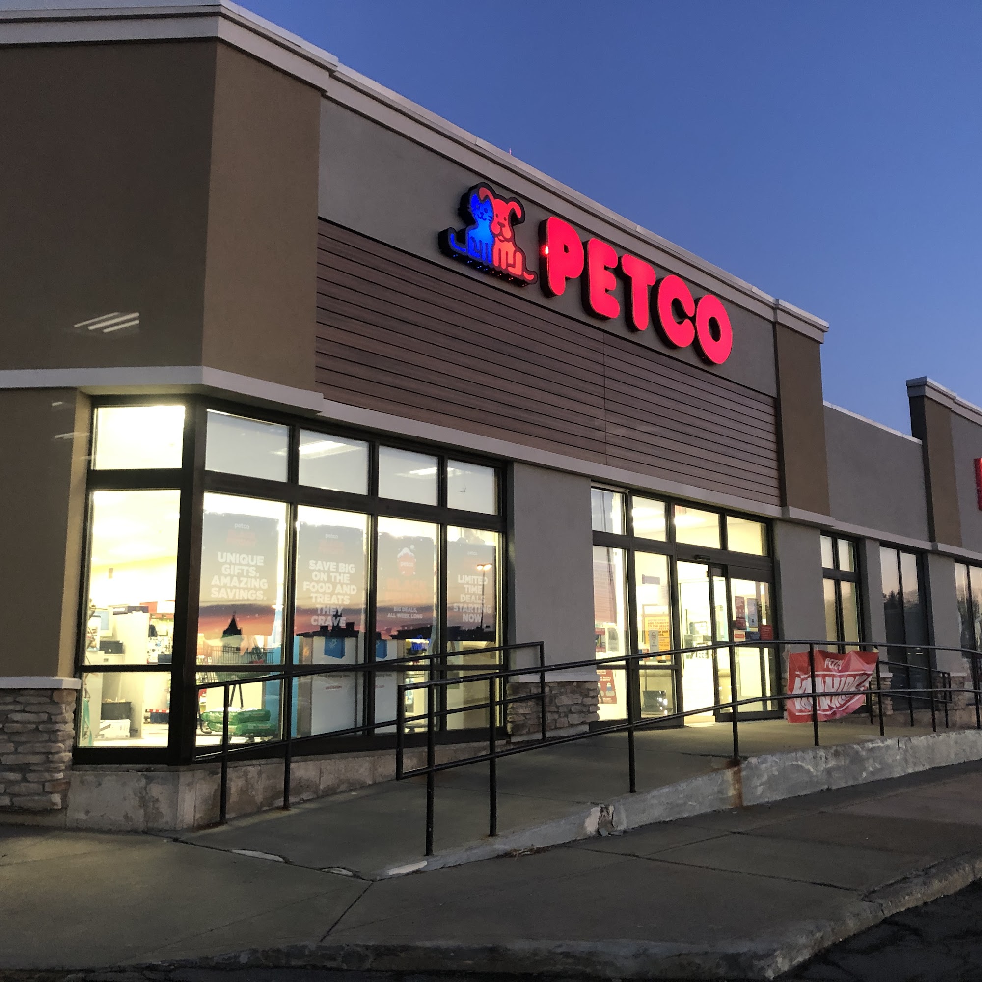 Petco North Syracuse