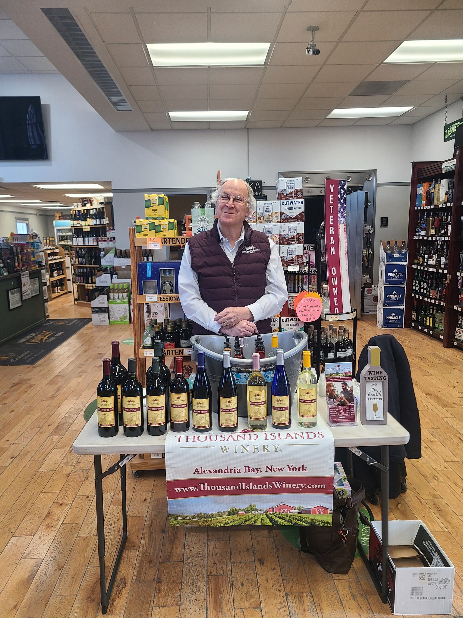Frank's Wine And Liquor