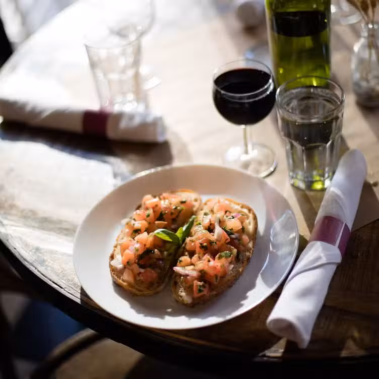 Photo credit: opentable