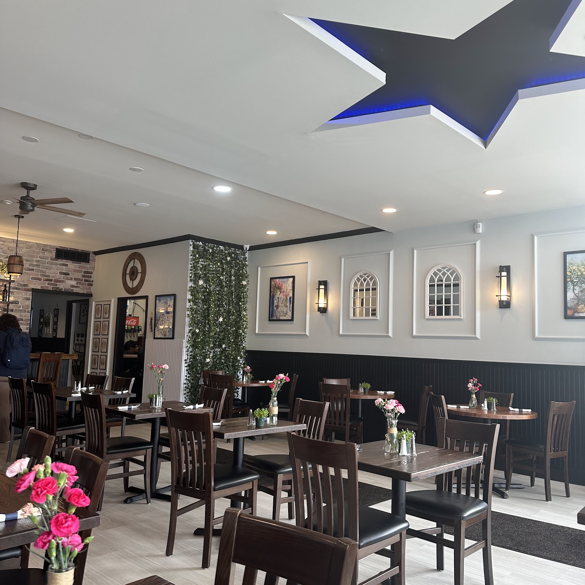 Greek Town 8 N William St, Pearl River