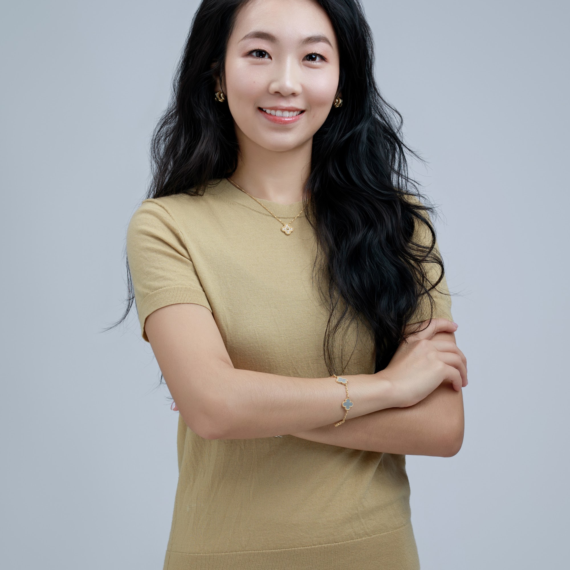 West Garage Vintage Club & Photography 西仓复古生活照相馆(摄影工作室) Queens