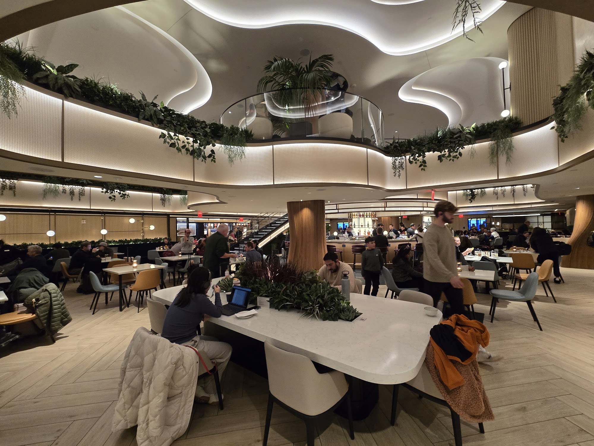 Chase Sapphire Lounge by The Club LGA Queens