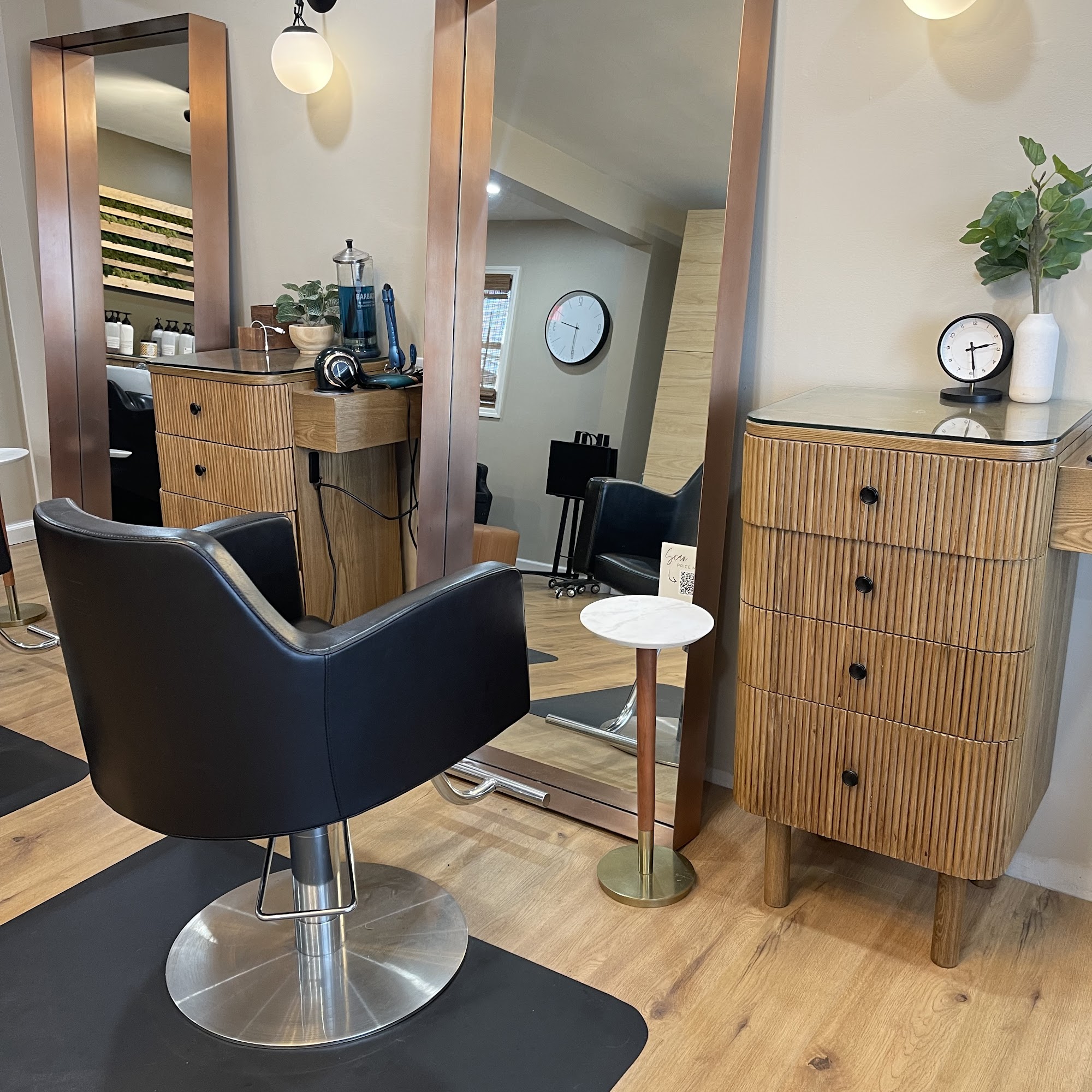 James Allison Salon 492 N Greenbush Rd, Rensselaer New York 12144